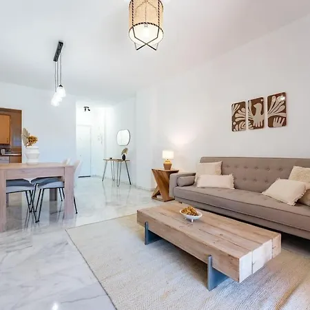 New Premium Flat With Pool Access In Apartment