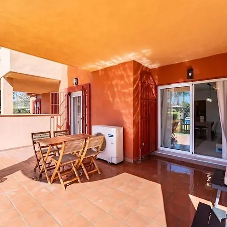 New Premium Flat With Pool Access In * Marbella
