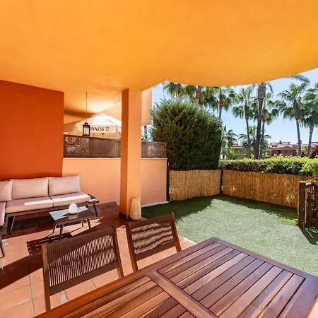 Apartment New Premium Flat With Pool Access In