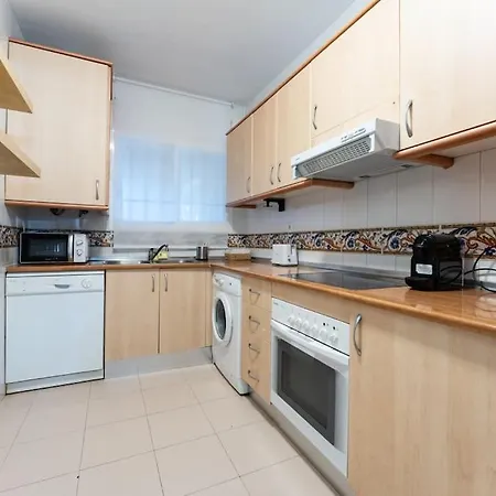 New Premium Flat With Pool Access In Apartment