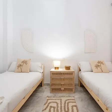 Apartment New Premium Flat With Pool Access In
