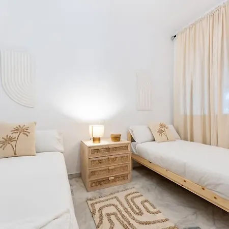 New Premium Flat With Pool Access In Apartment