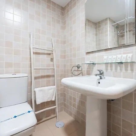 New Premium Flat With Pool Access In * Marbella