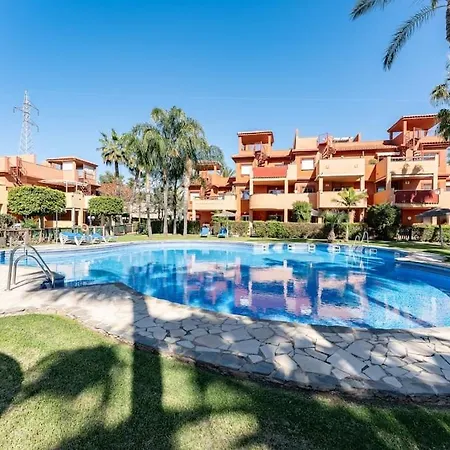 Apartment New Premium Flat With Pool Access In